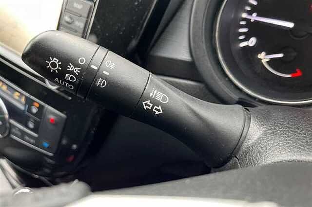 Nissan Pulsar 1.2 DIG-T N-CONNECTA 5DR