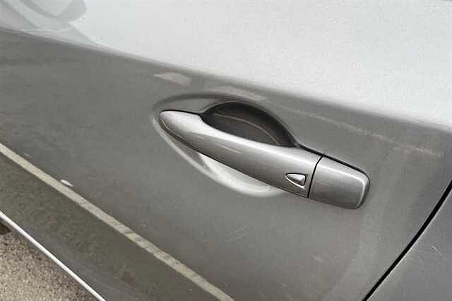 Nissan Pulsar 1.2 DIG-T N-CONNECTA 5DR