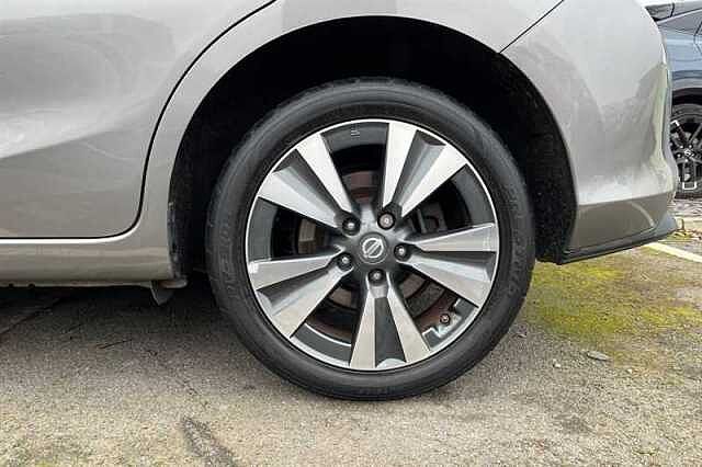 Nissan Pulsar 1.2 DIG-T N-CONNECTA 5DR