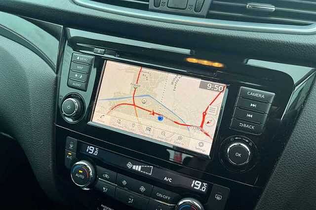 Nissan Qashqai 1.3 DIG-T ACENTA PREMIUM 5DR