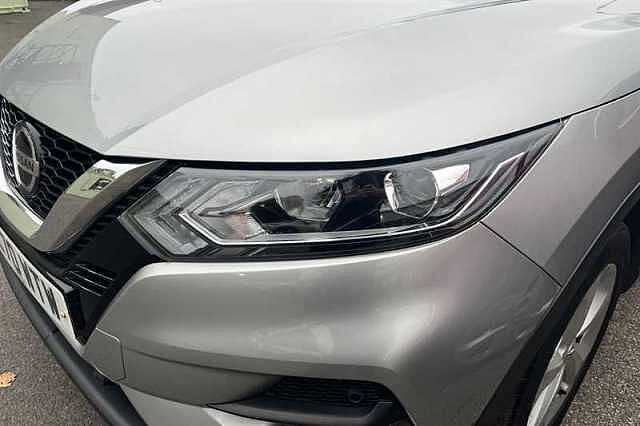Nissan Qashqai 1.3 DIG-T ACENTA PREMIUM 5DR