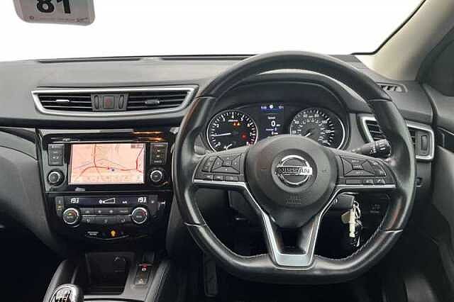 Nissan Qashqai 1.3 DIG-T ACENTA PREMIUM 5DR