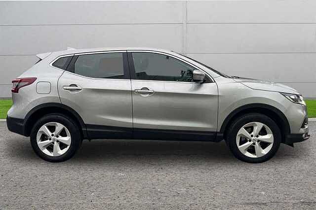 Nissan Qashqai 1.3 DIG-T ACENTA PREMIUM 5DR