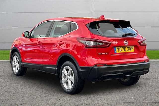 Nissan Qashqai 1.3 DIG-T ACENTA PREMIUM 5DR