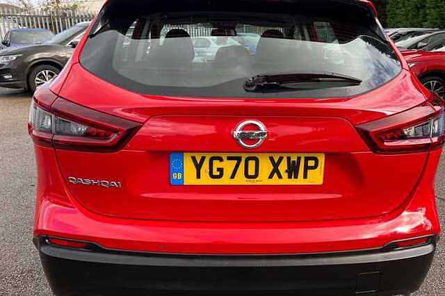 Nissan Qashqai 1.3 DIG-T ACENTA PREMIUM 5DR