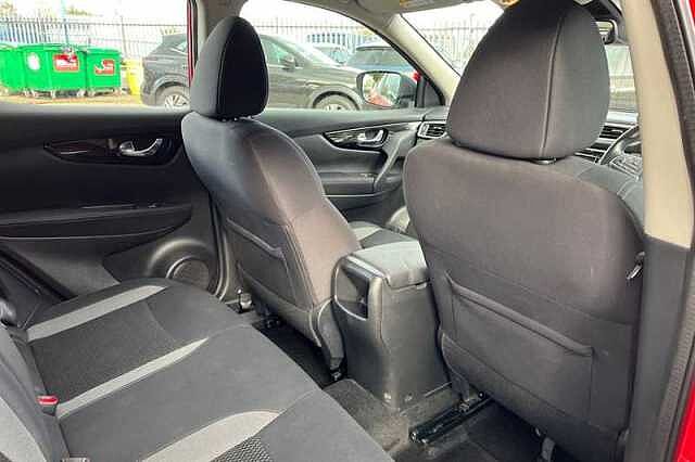 Nissan Qashqai 1.3 DIG-T ACENTA PREMIUM 5DR