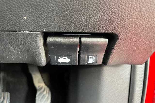 Nissan Qashqai 1.3 DIG-T ACENTA PREMIUM 5DR