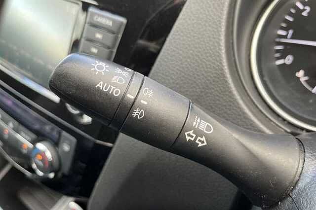 Nissan Qashqai 1.3 DIG-T ACENTA PREMIUM 5DR