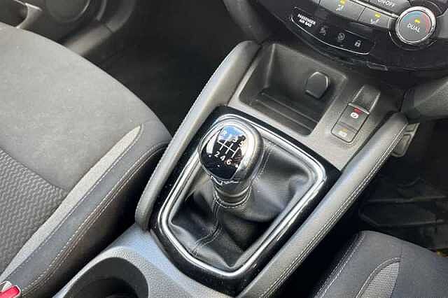 Nissan Qashqai 1.3 DIG-T ACENTA PREMIUM 5DR