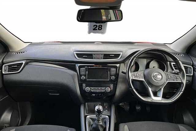 Nissan Qashqai 1.3 DIG-T ACENTA PREMIUM 5DR