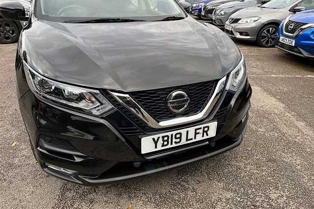 Nissan Qashqai 1.3 DIG-T ACENTA PREMIUM 5DR