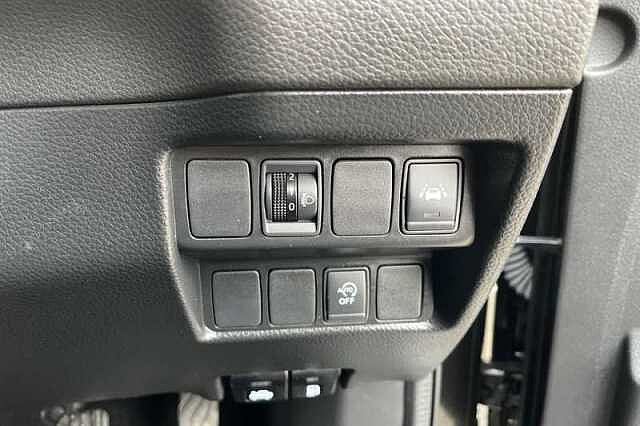 Nissan Qashqai 1.3 DIG-T ACENTA PREMIUM 5DR