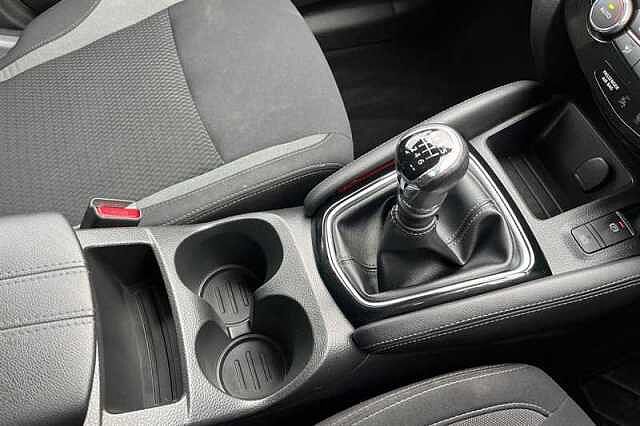 Nissan Qashqai 1.3 DIG-T ACENTA PREMIUM 5DR