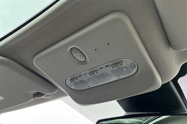 Nissan Qashqai 1.3 DIG-T N-CONNECTA 5DR [GLASS ROOF PACK]