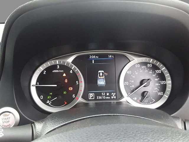 Nissan NAVARA D/CAB PICK UP N-GUARD AT32 2.3DCI 190 TT 4WD AUTO