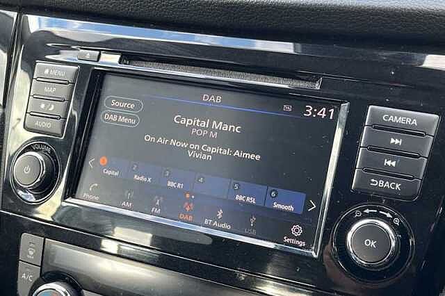 Nissan Qashqai 1.3 DIG-T ACENTA PREMIUM 5DR