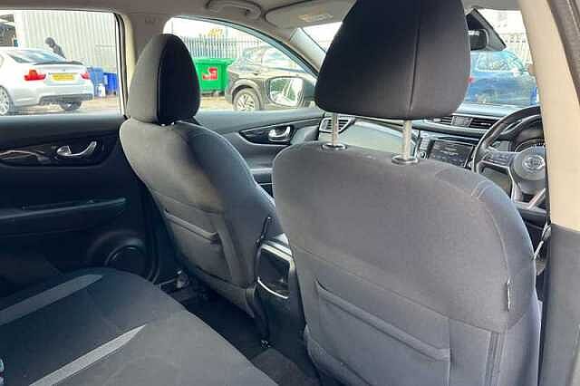 Nissan Qashqai 1.3 DIG-T ACENTA PREMIUM 5DR