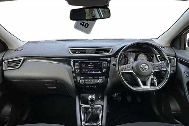 Nissan Qashqai 1.3 DIG-T ACENTA PREMIUM 5DR