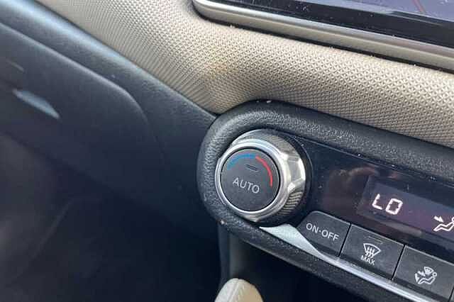 Nissan Micra 0.9 IG-T N-CONNECTA 5DR