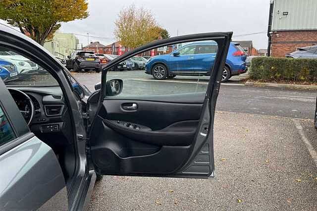 Nissan LEAF 110KW ACENTA 39KWH 5DR AUTO