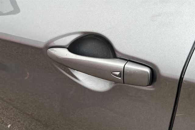 Nissan Qashqai 1.5 DCI N-CONNECTA 5DR