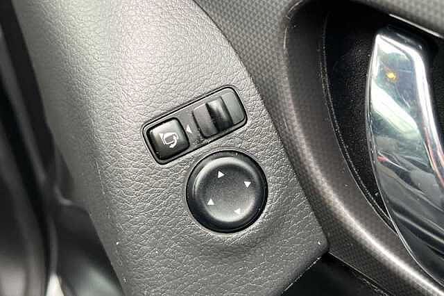 Nissan Qashqai 1.5 DCI N-CONNECTA 5DR