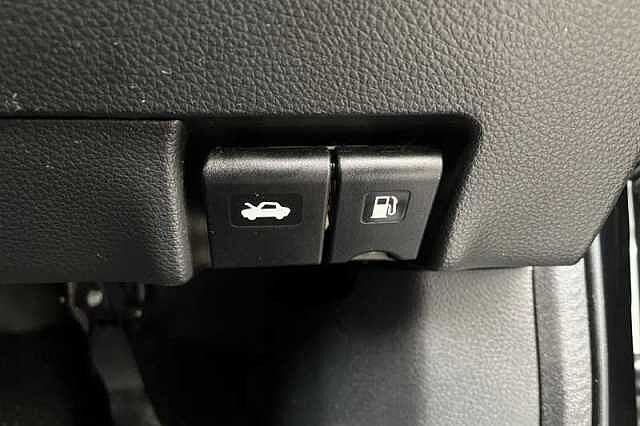 Nissan Qashqai 1.5 DCI N-CONNECTA 5DR