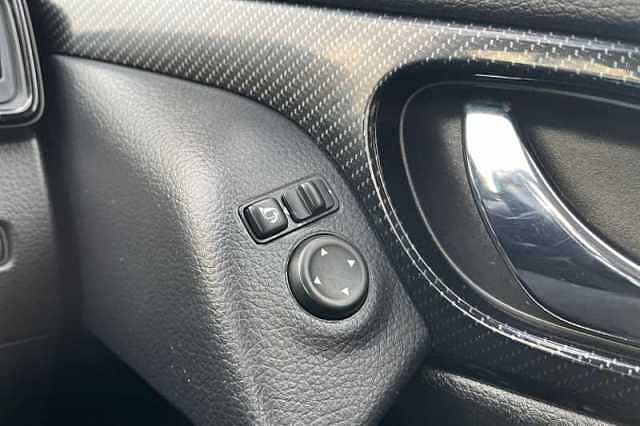 Nissan X-Trail 1.7 DCI N-CONNECTA 5DR [7 SEAT]