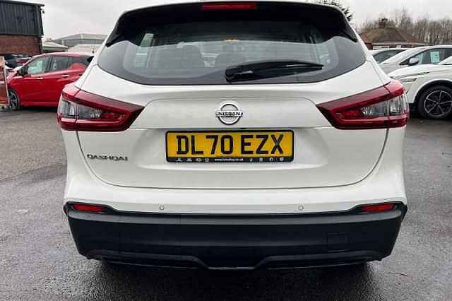 Nissan Qashqai 1.3 DIG-T ACENTA PREMIUM 5DR