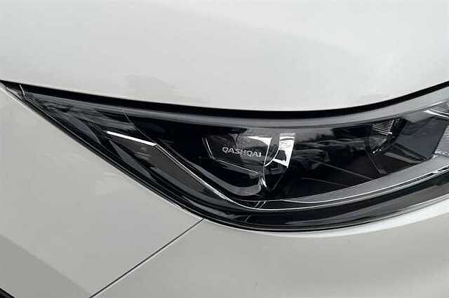 Nissan Qashqai 1.3 DIG-T ACENTA PREMIUM 5DR