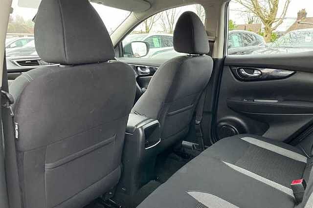 Nissan Qashqai 1.3 DIG-T ACENTA PREMIUM 5DR