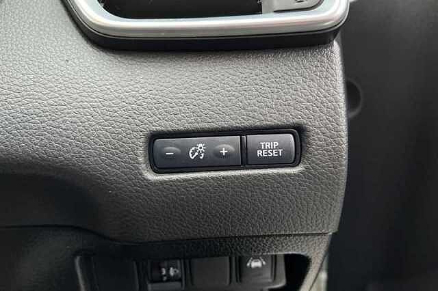 Nissan Qashqai 1.3 DIG-T ACENTA PREMIUM 5DR