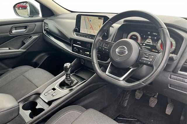 Nissan Qashqai 1.3 DIG-T MH N-CONNECTA 5DR