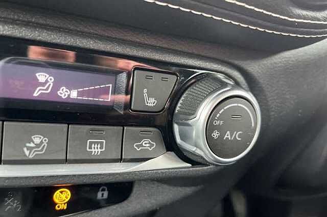 Nissan Juke 1.0 DIG-T 114 N-CONNECTA 5DR