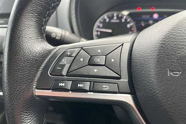 Nissan Juke 1.0 DIG-T 114 N-CONNECTA 5DR