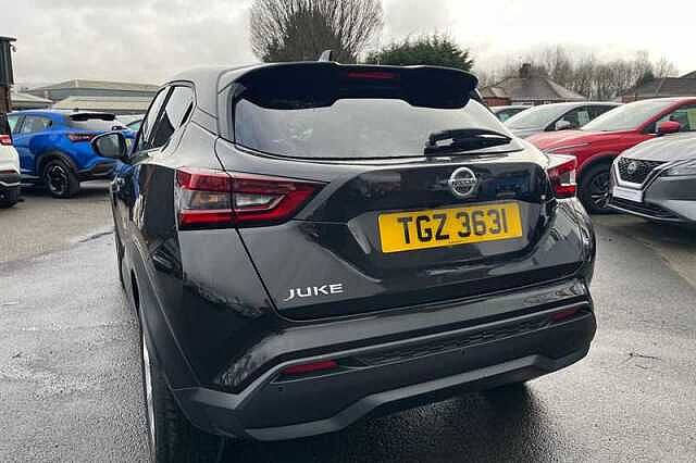 Nissan Juke 1.0 DIG-T 114 N-CONNECTA 5DR