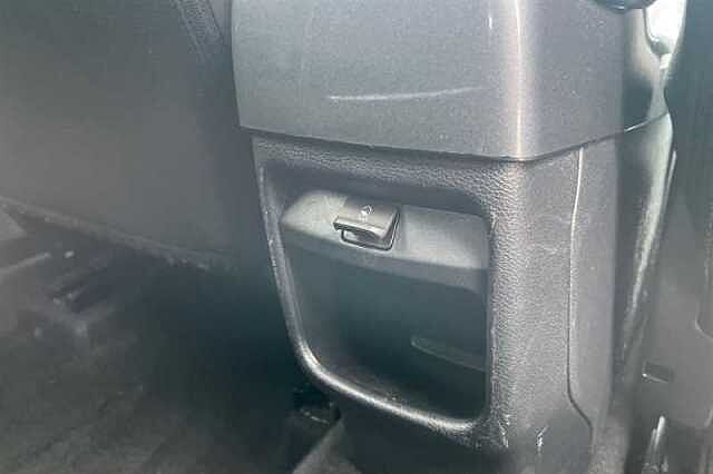 Nissan Juke 1.0 DIG-T 114 N-CONNECTA 5DR