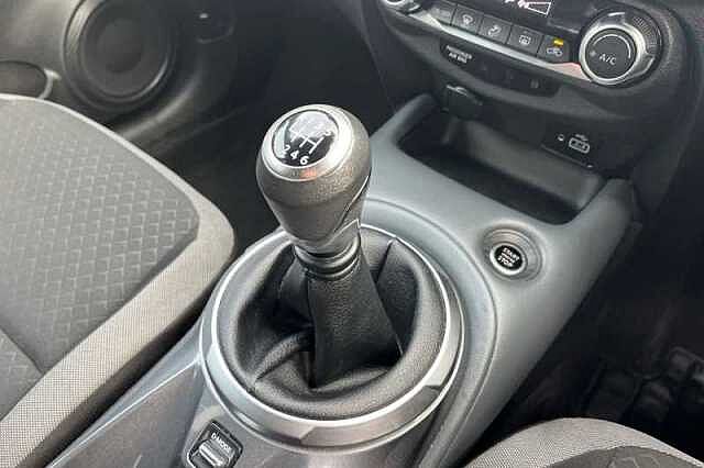 Nissan Juke 1.0 DIG-T 114 N-CONNECTA 5DR