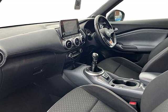 Nissan Juke 1.0 DIG-T 114 N-CONNECTA 5DR