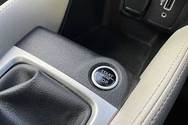 Nissan Micra 1.0 IG-T 100 TEKNA 5DR