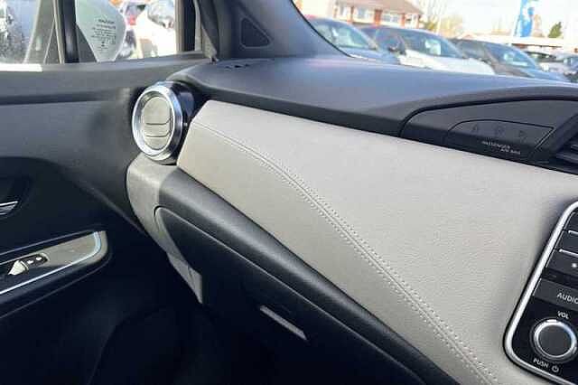 Nissan Micra 1.0 IG-T 100 TEKNA 5DR