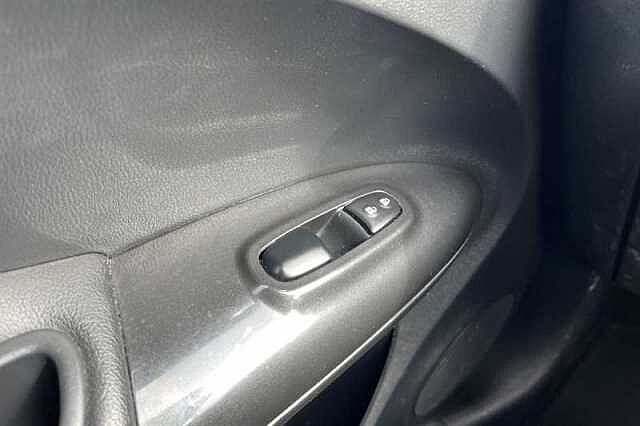 Nissan Juke 1.6 [112] TEKNA 5DR [BOSE]