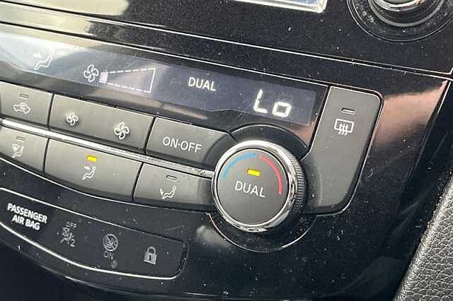 Nissan X-Trail 1.6 DIG-T N-CONNECTA 5DR