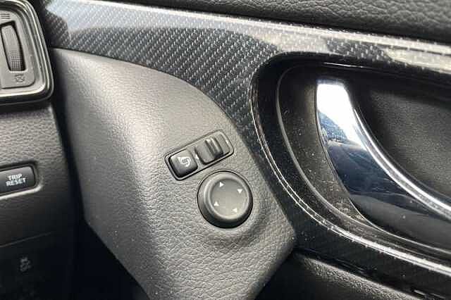 Nissan X-Trail 1.6 DIG-T N-CONNECTA 5DR