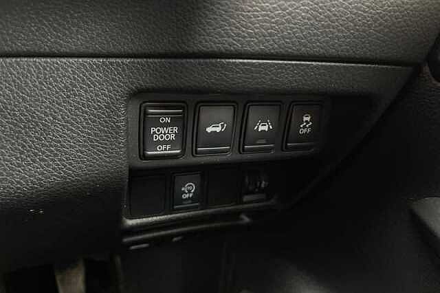 Nissan X-Trail 1.6 DIG-T N-CONNECTA 5DR