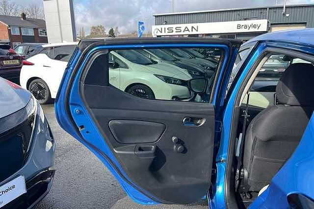 Nissan Micra 0.9 IG-T TEKNA 5DR