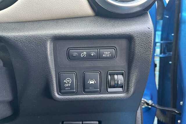 Nissan Micra 0.9 IG-T TEKNA 5DR