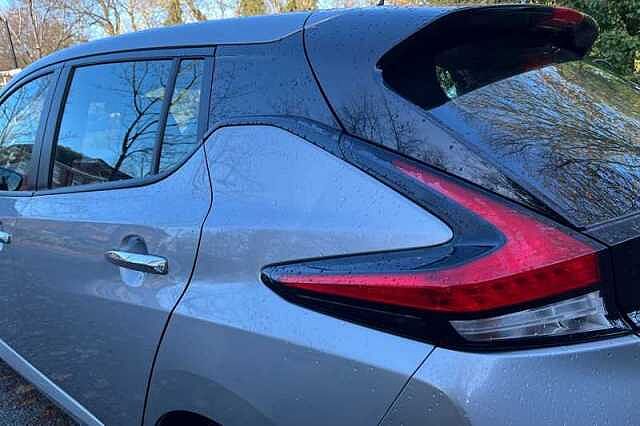 Nissan LEAF 110KW ACENTA 40KWH 5DR AUTO [6.6KW CHARGER]