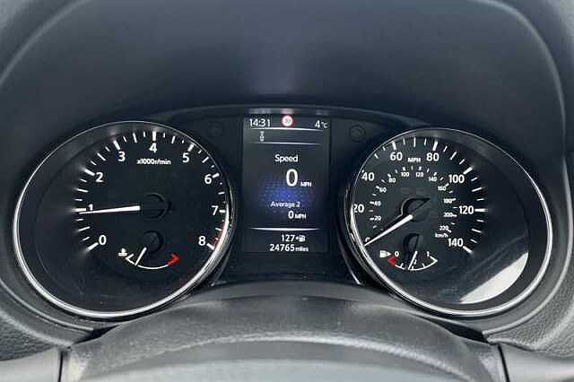 Nissan Qashqai 1.2 DIG-T N-CONNECTA 5DR