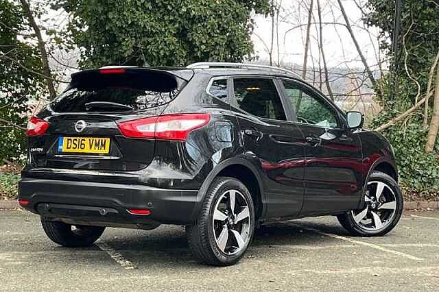 Nissan Qashqai 1.2 DIG-T N-CONNECTA 5DR